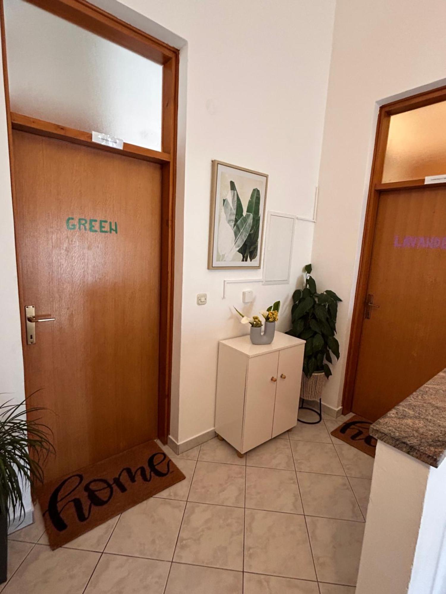 Apartments Marina Sveti Filip i Jakov Esterno foto